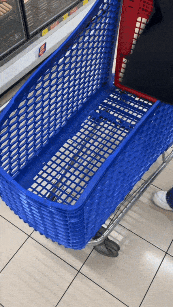 <strong>1. Flat it </strong>— <em>Lay BAGNA in the base of your trolley before you start shopping</em>